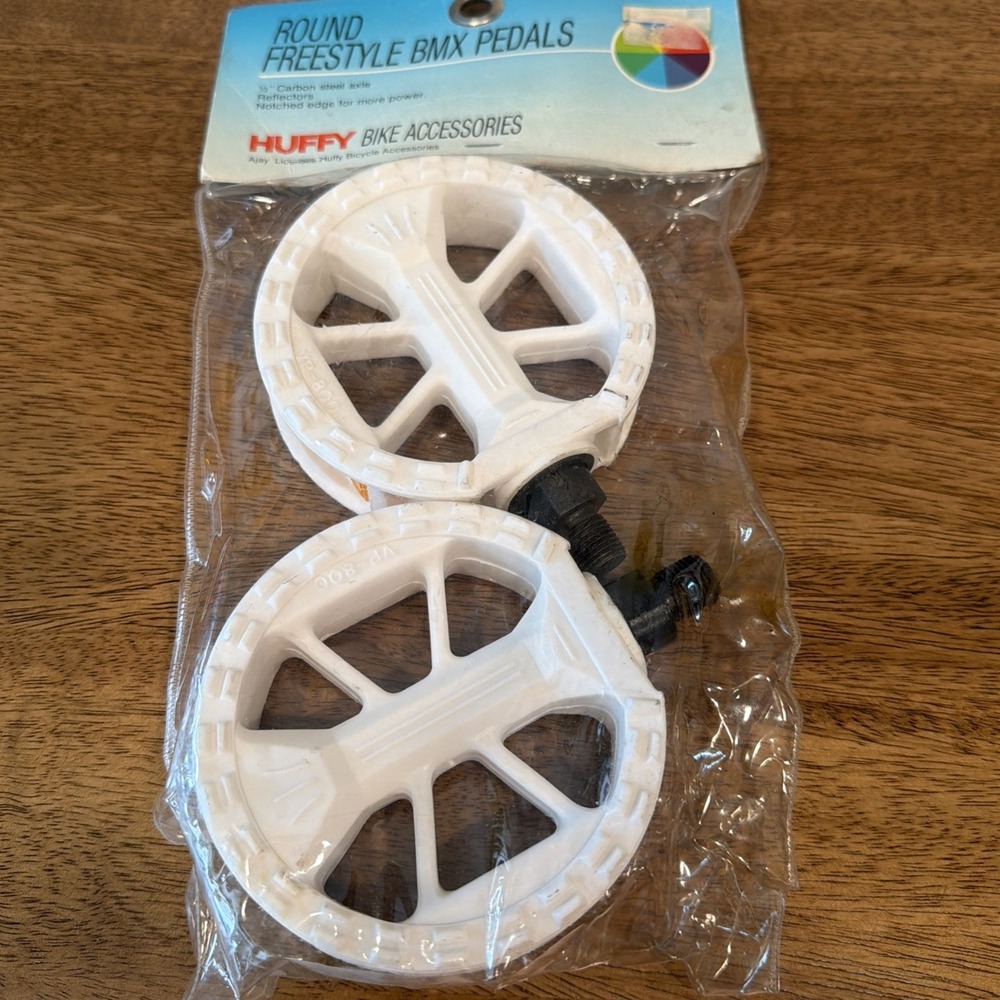 Old School 70s Bmx VP-800 Pedals Plastic 1/2" Carbon Steele Axle Reflectors NEW